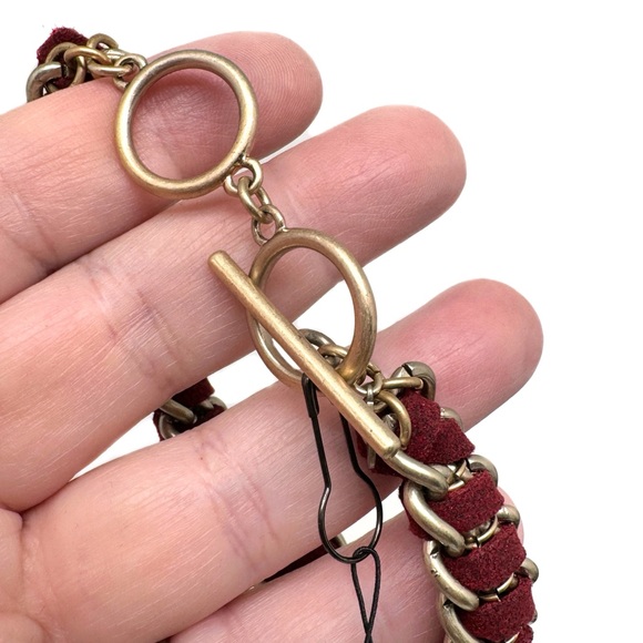 Premier Designs Red Suede and Goldtone Woven Chain Link Bracelet - Picture 7 of 10